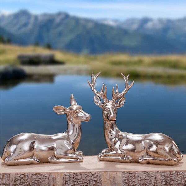 Hirschfigur sitzend - silber